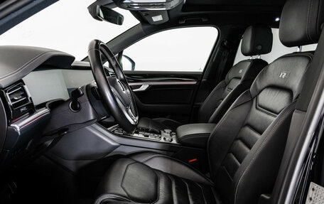 Volkswagen Touareg III, 2019 год, 4 099 000 рублей, 24 фотография