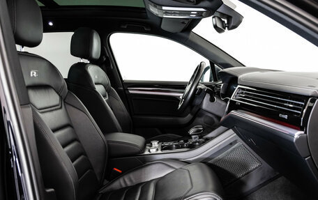 Volkswagen Touareg III, 2019 год, 4 099 000 рублей, 26 фотография