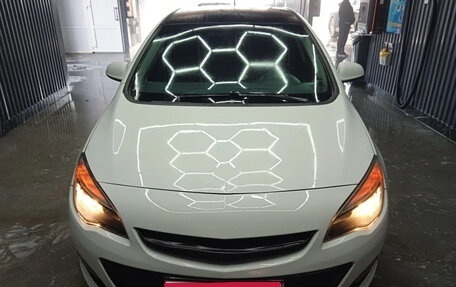 Opel Astra J, 2013 год, 760 000 рублей, 1 фотография