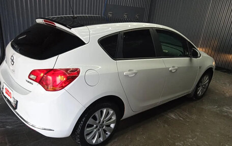 Opel Astra J, 2013 год, 760 000 рублей, 5 фотография