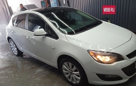 Opel Astra J, 2013 год, 760 000 рублей, 6 фотография