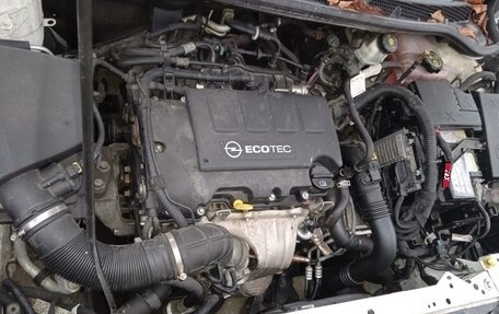 Opel Astra J, 2013 год, 760 000 рублей, 10 фотография