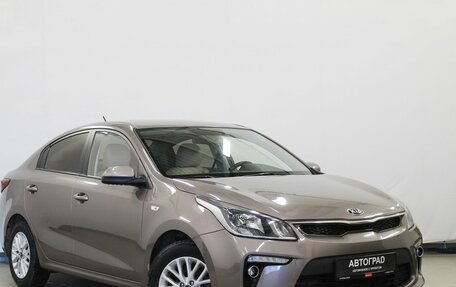 KIA Rio IV, 2018 год, 1 290 000 рублей, 3 фотография
