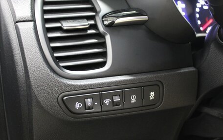 KIA Rio IV, 2018 год, 1 290 000 рублей, 13 фотография