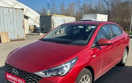 Hyundai Solaris II рестайлинг, 2020 год, 1 750 000 рублей, 2 фотография