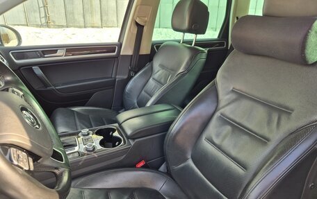 Volkswagen Touareg III, 2015 год, 2 500 000 рублей, 19 фотография