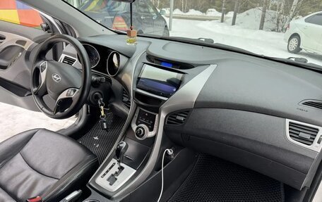 Hyundai Avante, 2011 год, 1 000 000 рублей, 8 фотография