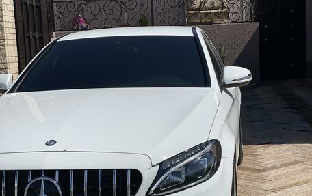 Mercedes-Benz C-Класс, 2016 год, 2 200 000 рублей, 10 фотография