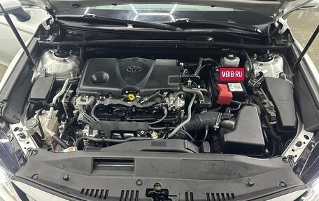 Toyota Camry, 2021 год, 3 450 000 рублей, 3 фотография