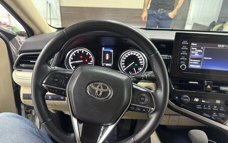 Toyota Camry, 2021 год, 3 450 000 рублей, 9 фотография