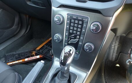 Volvo V40 II рестайлинг, 2014 год, 1 180 000 рублей, 13 фотография