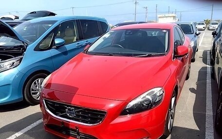 Volvo V40 II рестайлинг, 2014 год, 1 180 000 рублей, 20 фотография