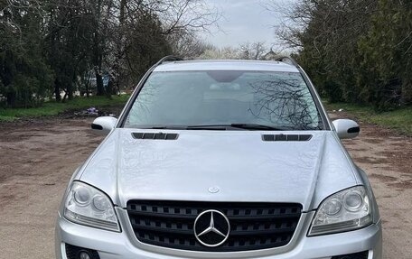 Mercedes-Benz M-Класс, 2005 год, 1 000 000 рублей, 3 фотография