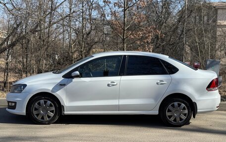 Volkswagen Polo VI (EU Market), 2016 год, 825 000 рублей, 2 фотография