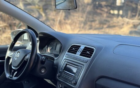 Volkswagen Polo VI (EU Market), 2016 год, 825 000 рублей, 13 фотография