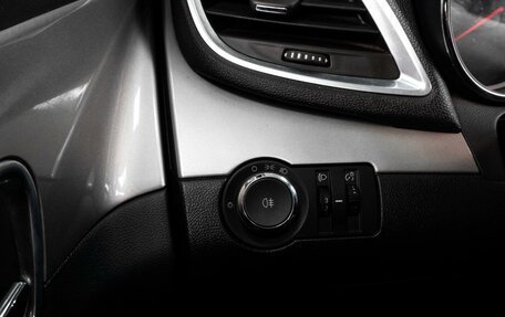 Opel Mokka I, 2013 год, 1 099 000 рублей, 17 фотография