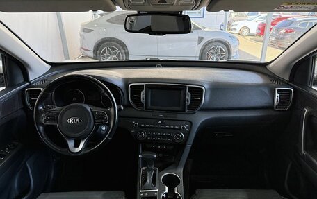 KIA Sportage IV рестайлинг, 2018 год, 2 099 000 рублей, 11 фотография