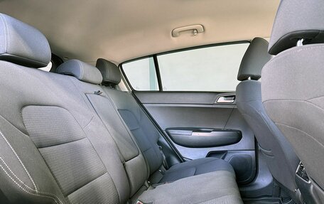 KIA Sportage IV рестайлинг, 2018 год, 2 099 000 рублей, 13 фотография