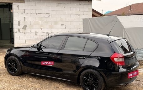 BMW 1 серия, 2006 год, 599 000 рублей, 10 фотография