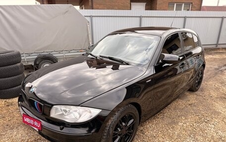 BMW 1 серия, 2006 год, 599 000 рублей, 4 фотография