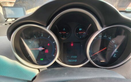 Chevrolet Cruze II, 2012 год, 700 000 рублей, 9 фотография