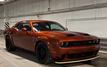 Dodge Challenger III рестайлинг 2, 2022 год, 15 990 000 рублей, 3 фотография