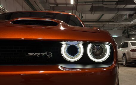 Dodge Challenger III рестайлинг 2, 2022 год, 15 990 000 рублей, 9 фотография