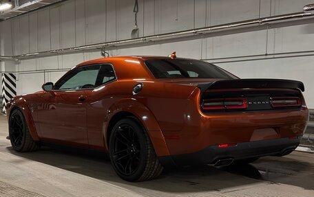 Dodge Challenger III рестайлинг 2, 2022 год, 15 990 000 рублей, 8 фотография