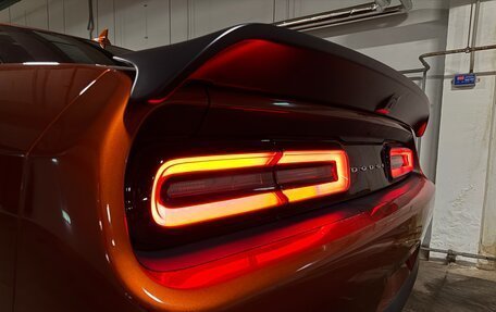 Dodge Challenger III рестайлинг 2, 2022 год, 15 990 000 рублей, 18 фотография