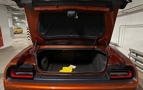 Dodge Challenger III рестайлинг 2, 2022 год, 15 990 000 рублей, 39 фотография