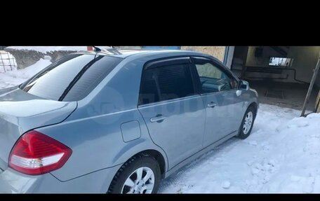 Nissan Tiida, 2011 год, 680 000 рублей, 3 фотография