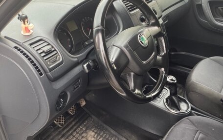 Skoda Fabia II, 2010 год, 320 000 рублей, 9 фотография