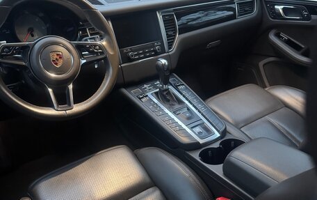 Porsche Macan I рестайлинг, 2016 год, 4 180 000 рублей, 7 фотография