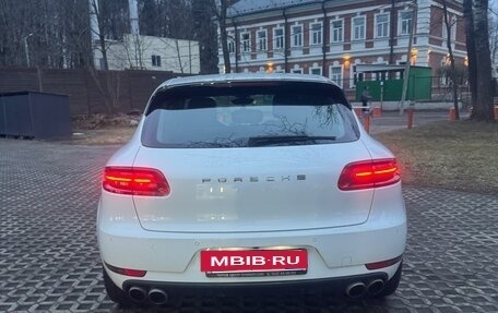 Porsche Macan I рестайлинг, 2016 год, 4 180 000 рублей, 3 фотография