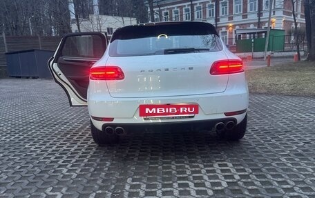 Porsche Macan I рестайлинг, 2016 год, 4 180 000 рублей, 6 фотография