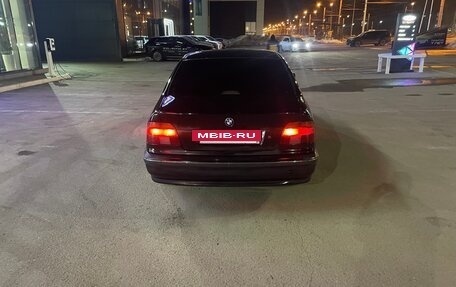 BMW 5 серия, 1998 год, 410 000 рублей, 3 фотография