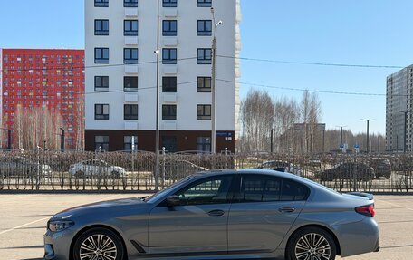 BMW 5 серия, 2018 год, 3 770 000 рублей, 3 фотография