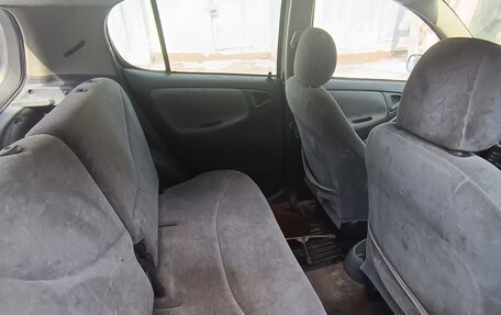 Toyota Vitz, 1999 год, 270 000 рублей, 6 фотография