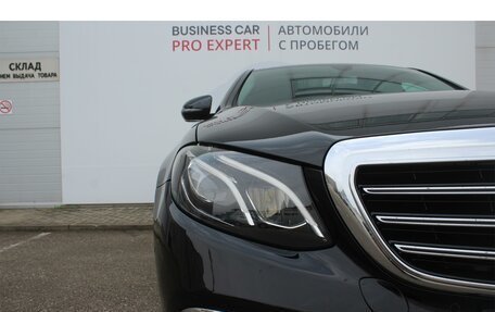 Mercedes-Benz E-Класс, 2019 год, 3 650 000 рублей, 10 фотография