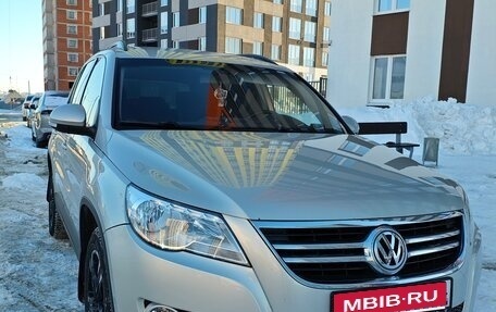 Volkswagen Tiguan I, 2011 год, 950 000 рублей, 1 фотография