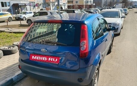 Ford Fiesta, 2007 год, 290 000 рублей, 4 фотография
