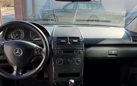 Mercedes-Benz A-Класс, 2010 год, 690 000 рублей, 10 фотография