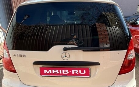 Mercedes-Benz A-Класс, 2010 год, 690 000 рублей, 2 фотография