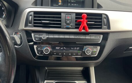 BMW 1 серия, 2018 год, 1 650 000 рублей, 6 фотография