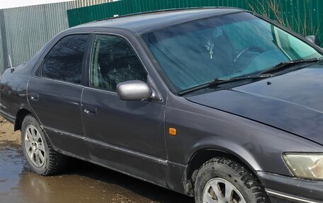 Toyota Camry, 1996 год, 330 000 рублей, 3 фотография