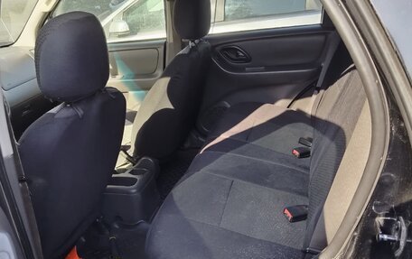 Ford Escape II, 2003 год, 300 000 рублей, 20 фотография