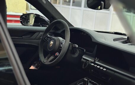 Porsche 911, 2024 год, 34 000 000 рублей, 3 фотография