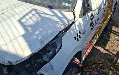 Hyundai Solaris II рестайлинг, 2020 год, 520 000 рублей, 3 фотография