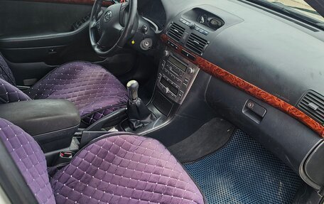 Toyota Avensis III рестайлинг, 2004 год, 444 444 рублей, 4 фотография