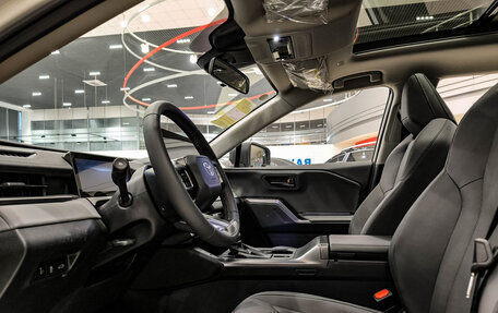 Toyota RAV4, 2025 год, 4 890 000 рублей, 20 фотография